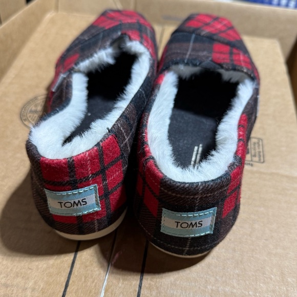 Toms Red and Black Plaid Women's Shoes - Picture 2 of 4